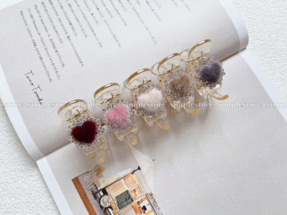 A205 - Càng cua Windy haircaught with sweet heart and rhinestone